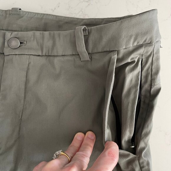 Lululemon Commission Short Slim * Chino 9 * Shorts Green Sz 34 - Picture 7 of 10